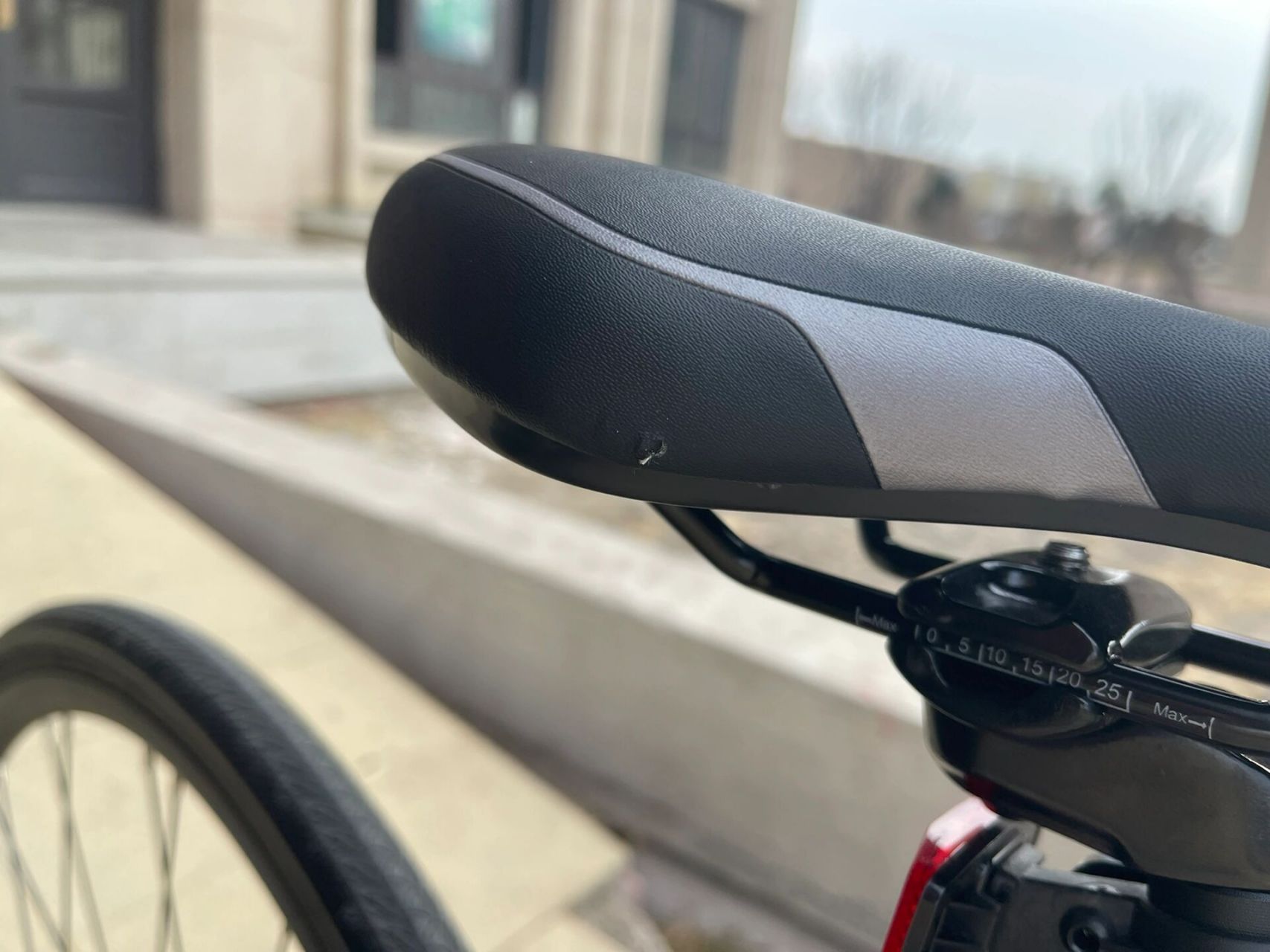 美利达克罗威100便宜出 线下门店2700购入 现2200出整车轻便尺码44