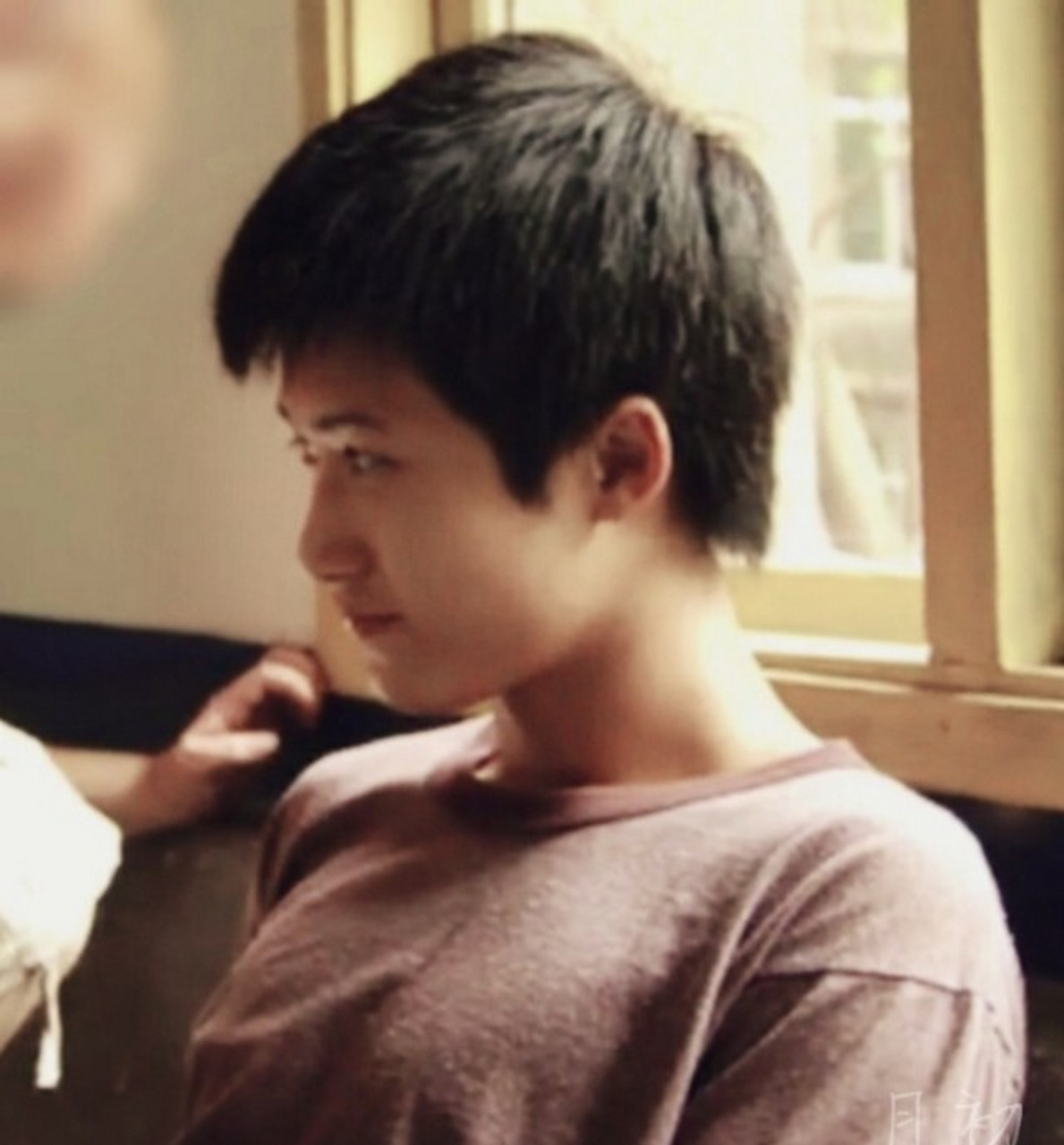 一波小小檀健次～ 宝贝小时候也超可爱的呀,现在越来越a了哈哈