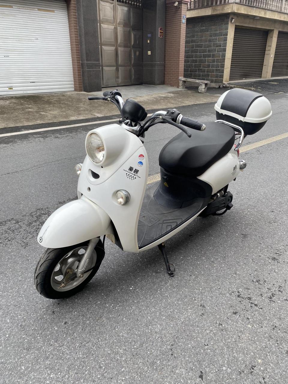 品牌豪晨小龟60v20全新超威石墨烯电池