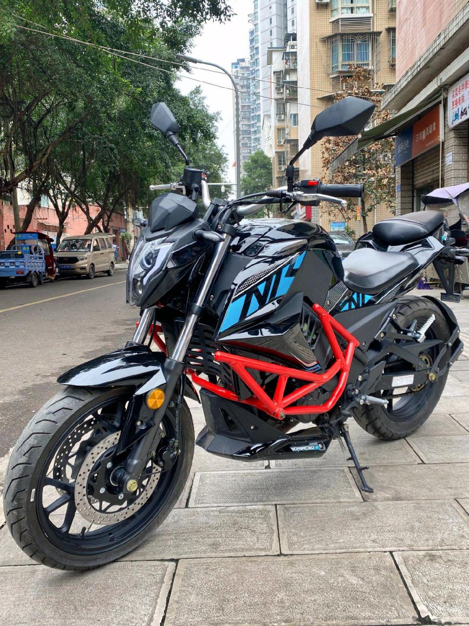 枭风9号街车 22年上户手续齐全,安全行驶小几千公里,车况成色如图不