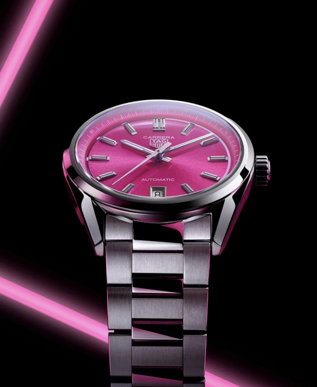 巨星蔡徐坤同款腕表来了,集美们不容错过7815     坤坤戴着新款