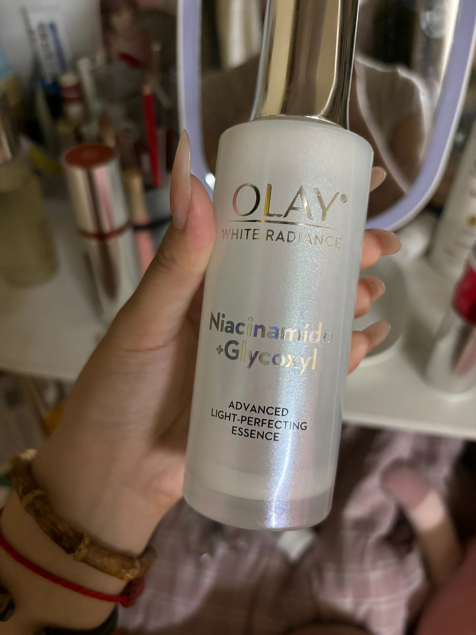 olay光感小白瓶代言人图片