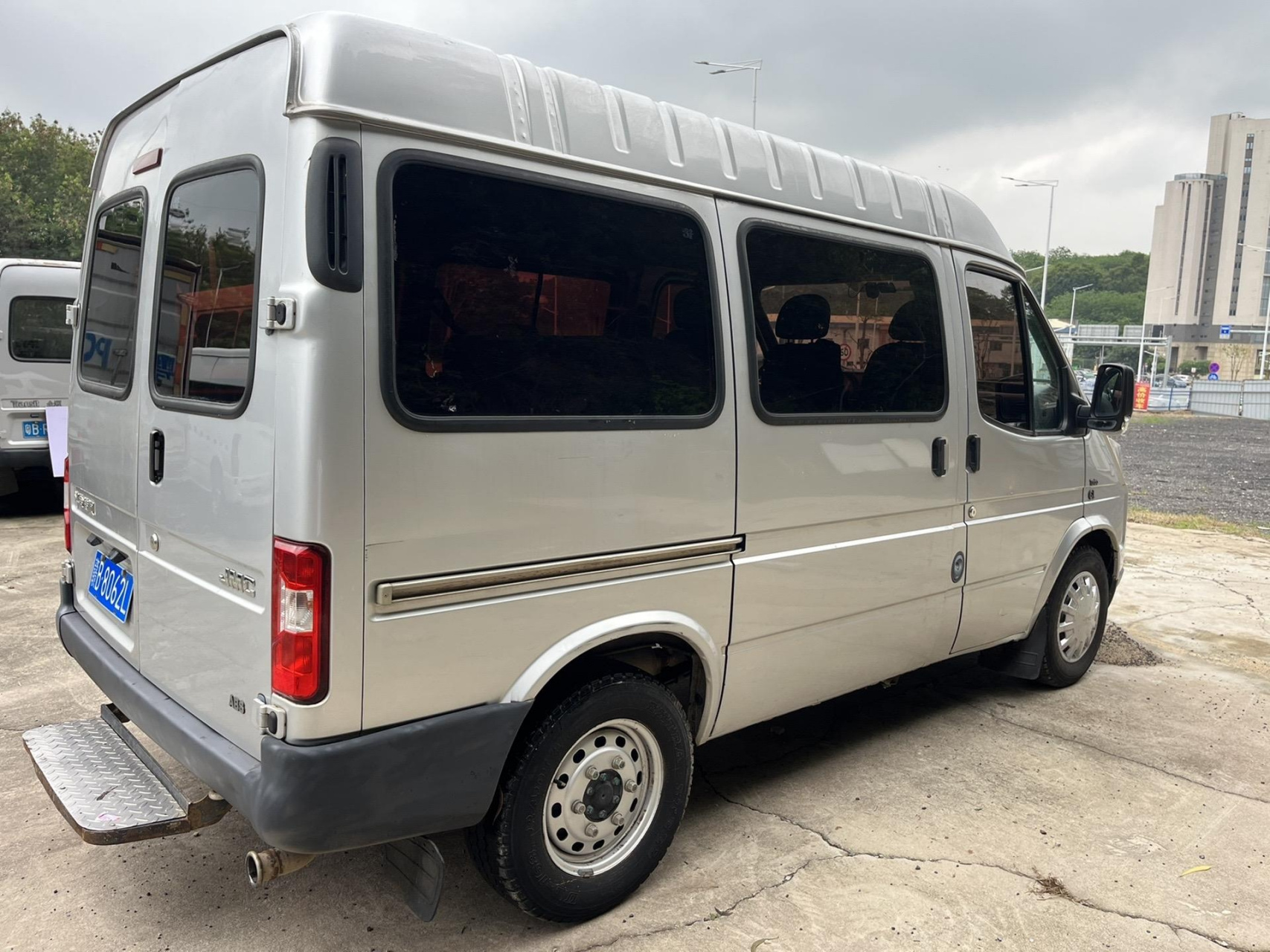 一手极品2017年江铃特顺短轴中顶6座客运,2.