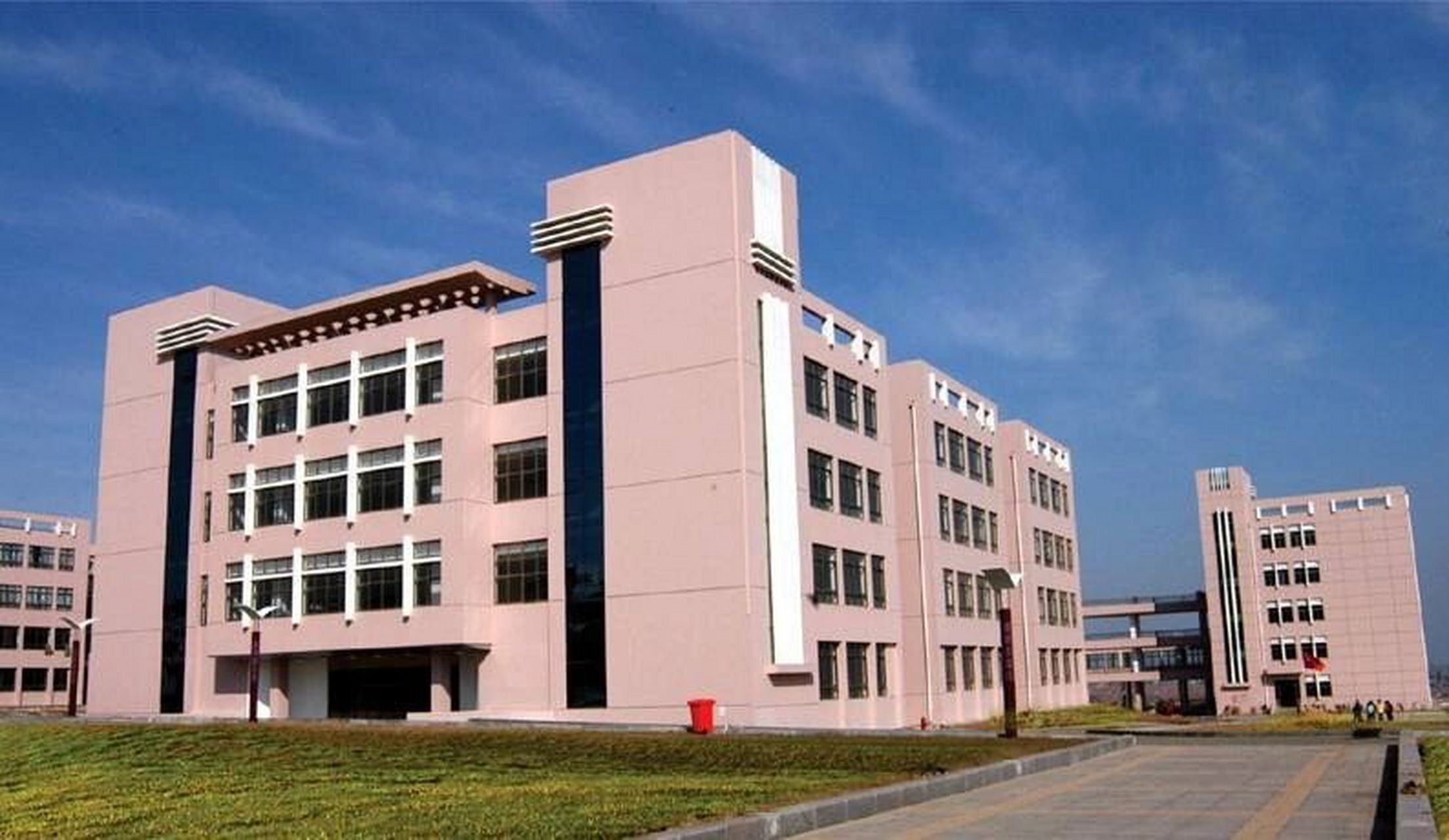 湖南劳动人事职业学院 湖南劳动人事职业学院2023年招生章程    学校