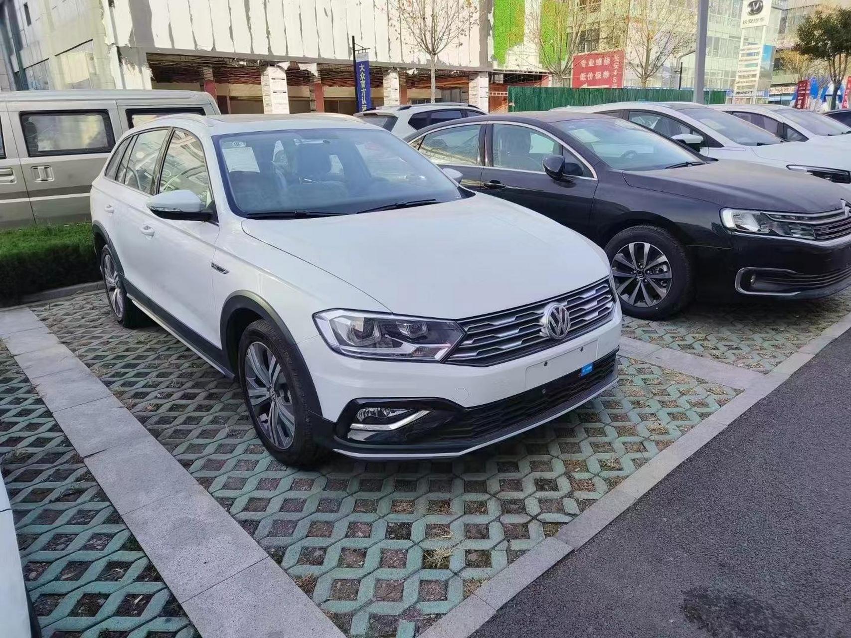 库存车,0公里 大众蔚领 20款1.5自动舒适 指导价139700 包牌包税8.