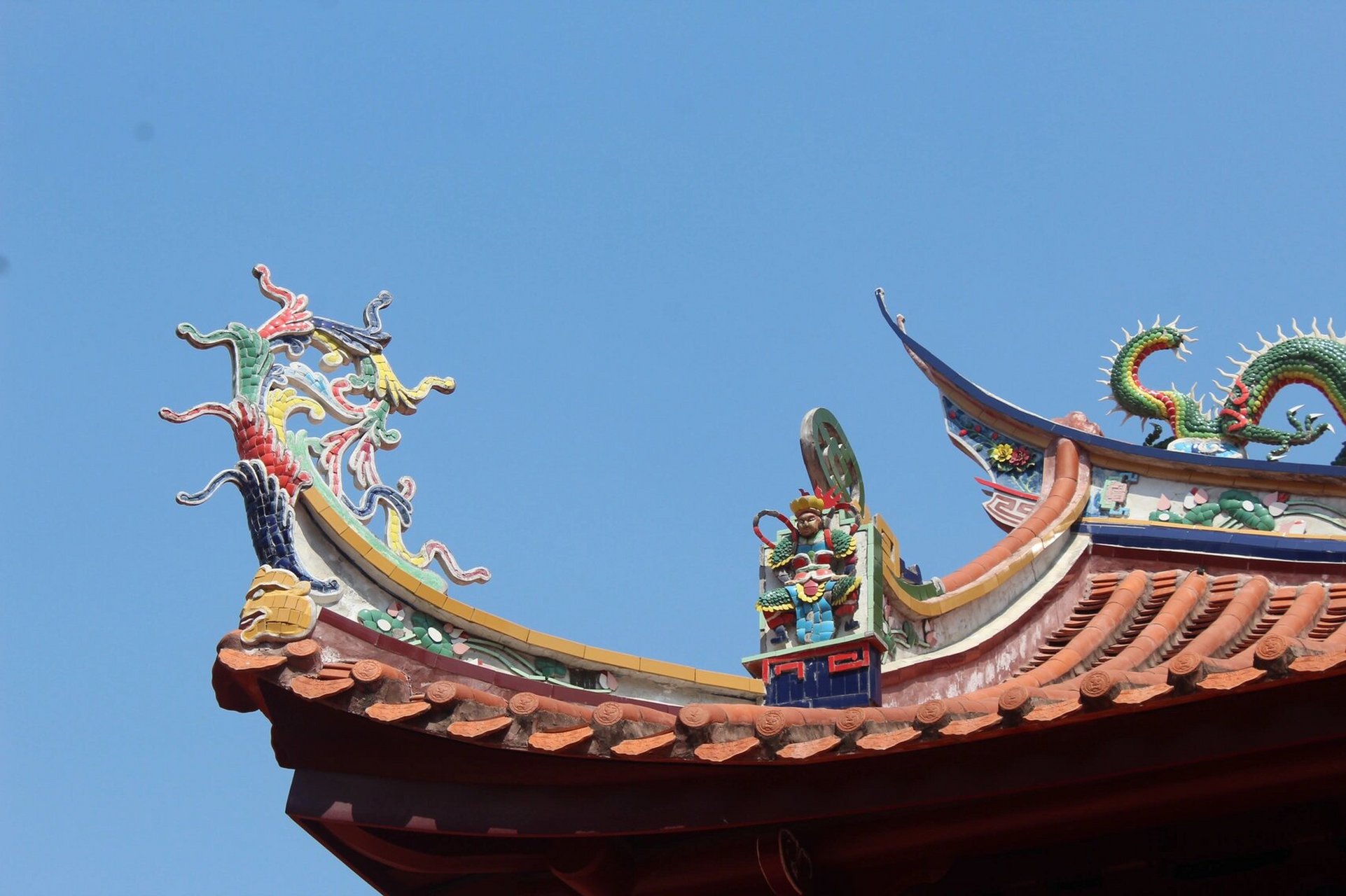 探索闽南建筑——红砖古厝 红砖古厝(厝即闽南语中"房子")在闽南传统