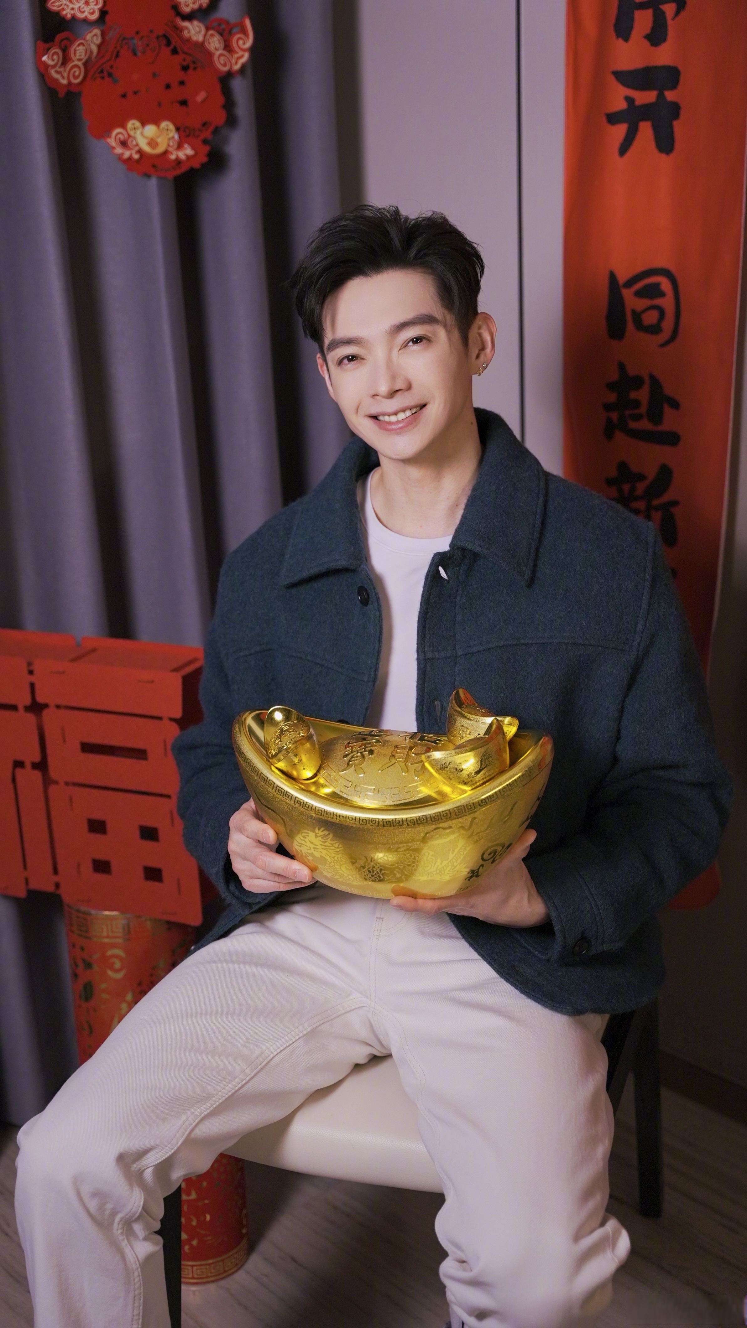 生肖今日穿搭运势图男性(生肖今日运势大全)