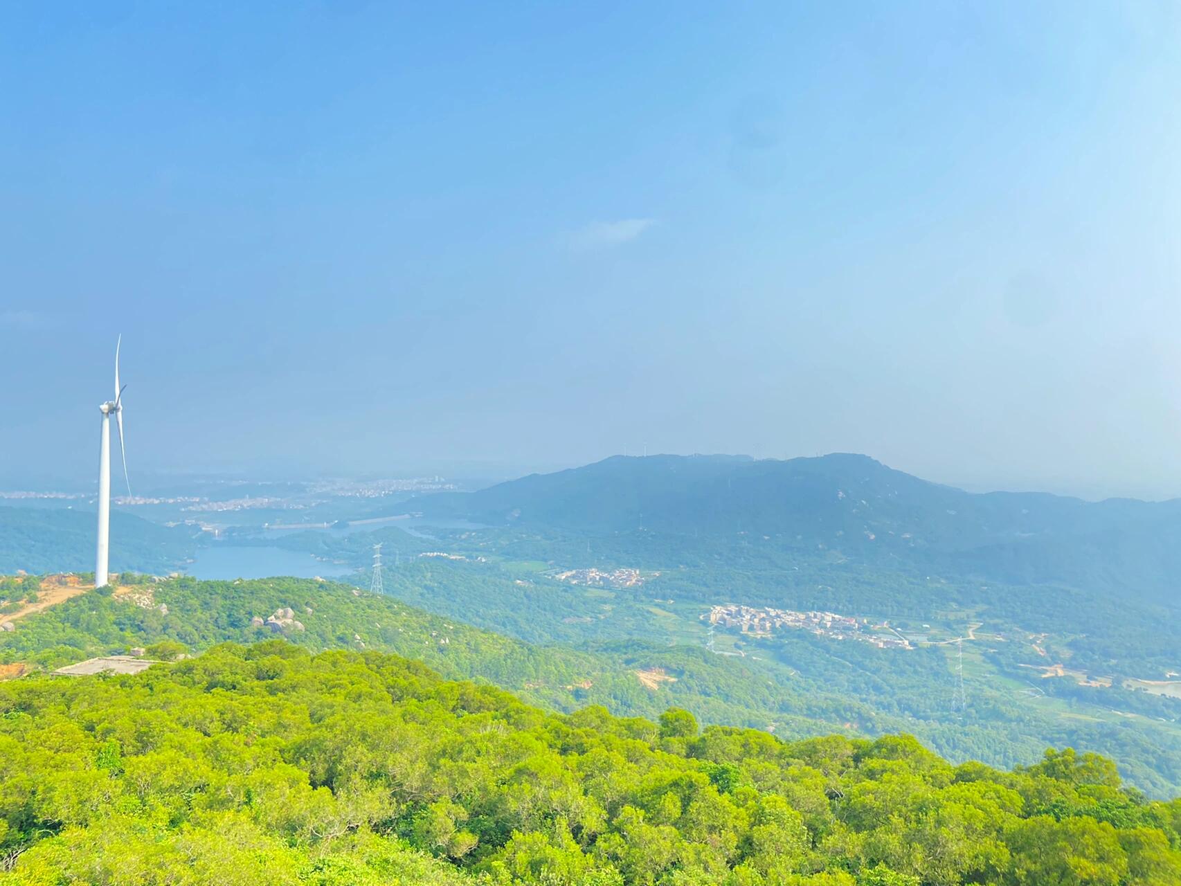 惠来 百花尖古寺起厝娘,1000层阶梯 百花尖娘有位起厝娘在山的最顶端