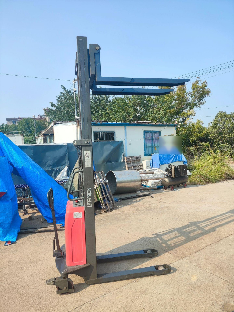 刚到八成新诺力品牌半电动液压叉车堆高车,诺力经典款,大厂出品质量