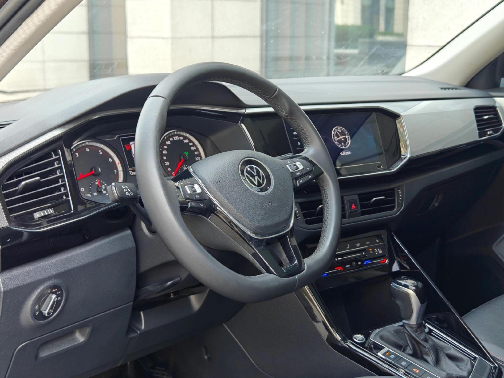 2021年4月 大众探岳330tsi两驱豪华智联版 车况精品 原版原漆 个人