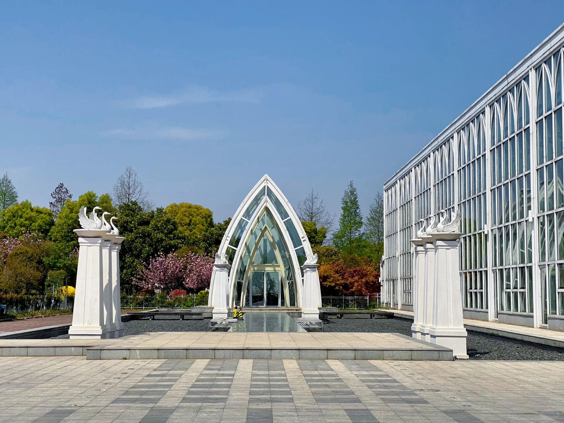尚田小镇露营野餐进行时 位于洛社的一片宝藏带娃乐园 周日去的时候人