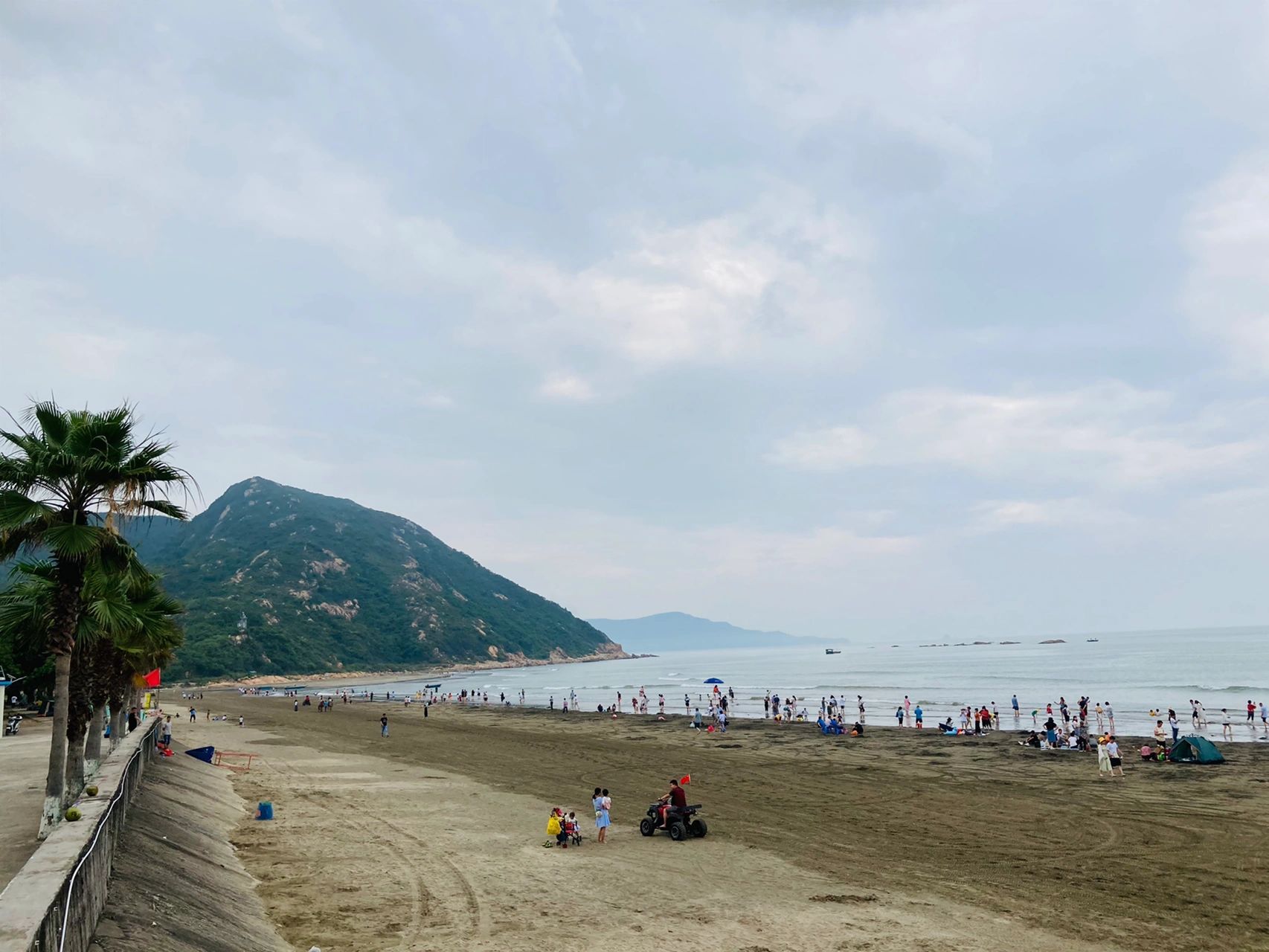 国内罕见黑沙滩-广东江门台山《黑沙湾》 黑沙湾台山黑沙湾:黑沙的