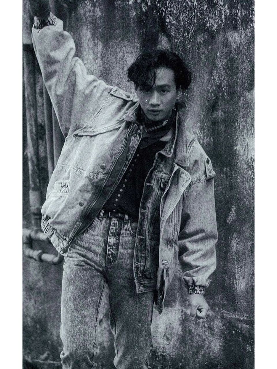 真的beyond写真集(一) 当beyond早期五子全员穿上牛仔套装～图源自