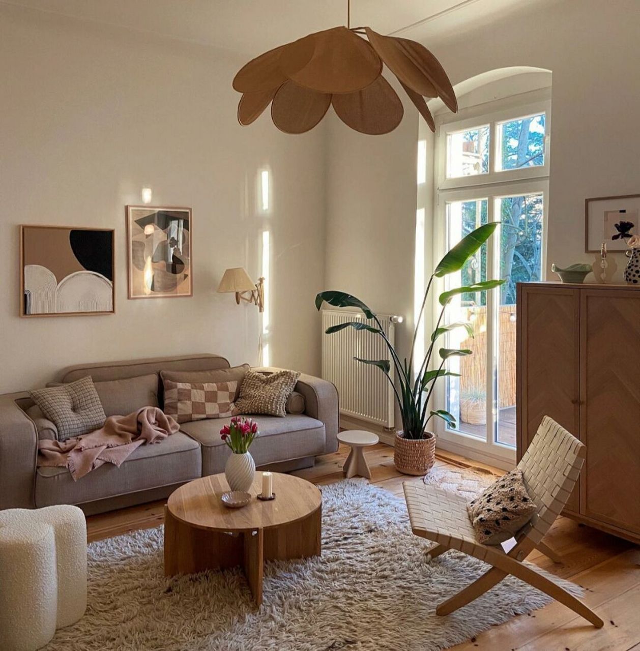 ins博主:67quadrat .