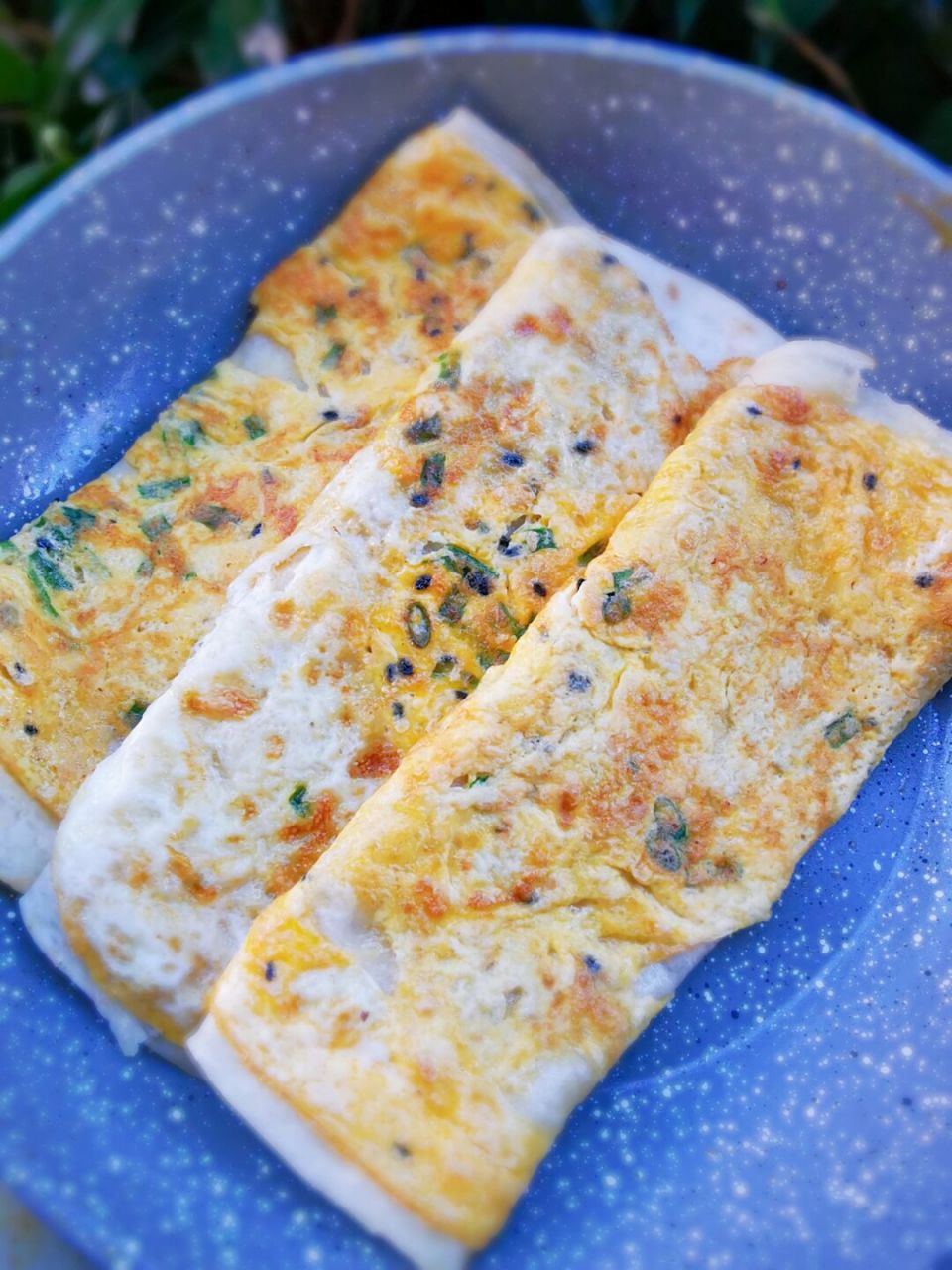 10分钟快手早餐-肉松鸡蛋卷饼01566难度6015 有鸡蛋有薄饼10