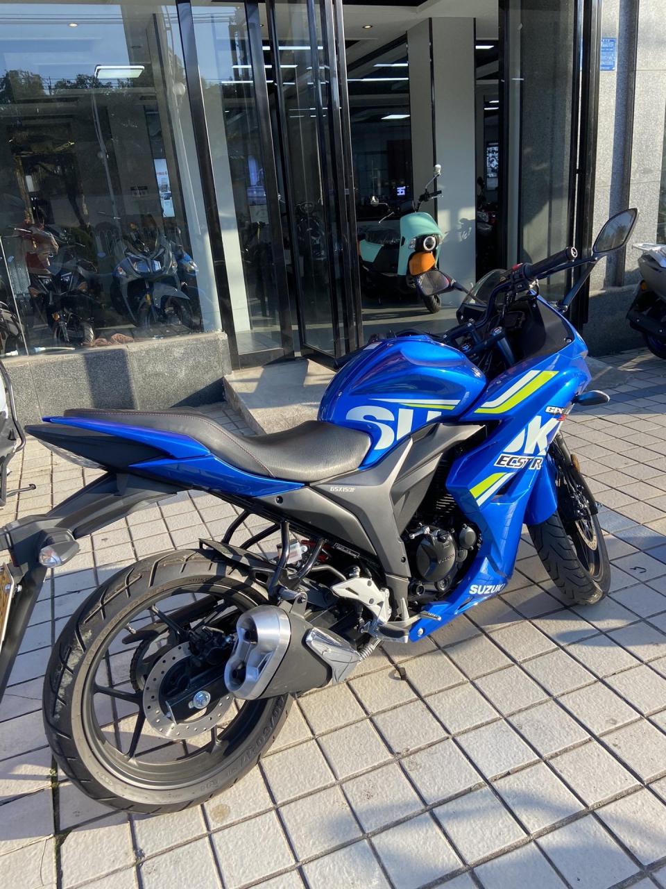 二手铃木gsx155小小小r准新车.铃木gsx155小小小r 七百公里准新车