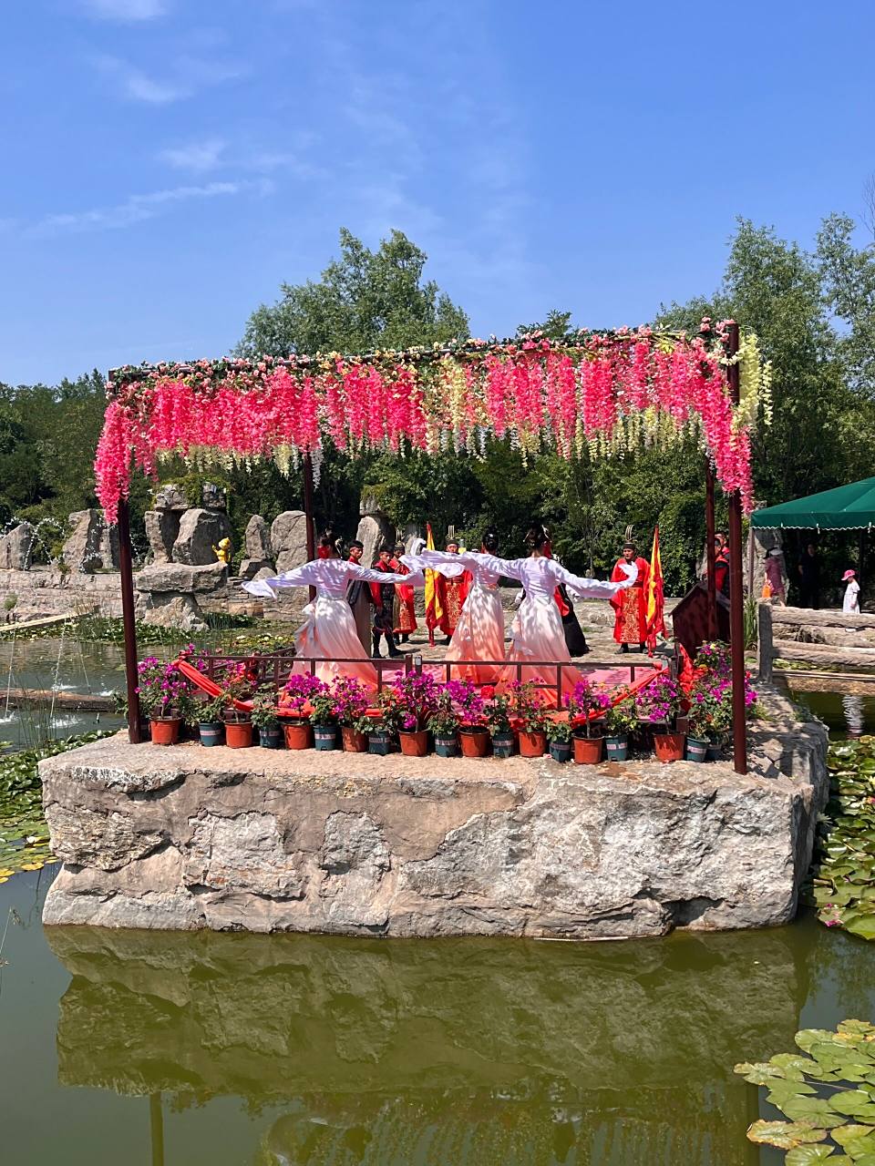 沂水旅游攻略| 03天上王城景区03 天上王城景区位于沂蒙腹地沂水