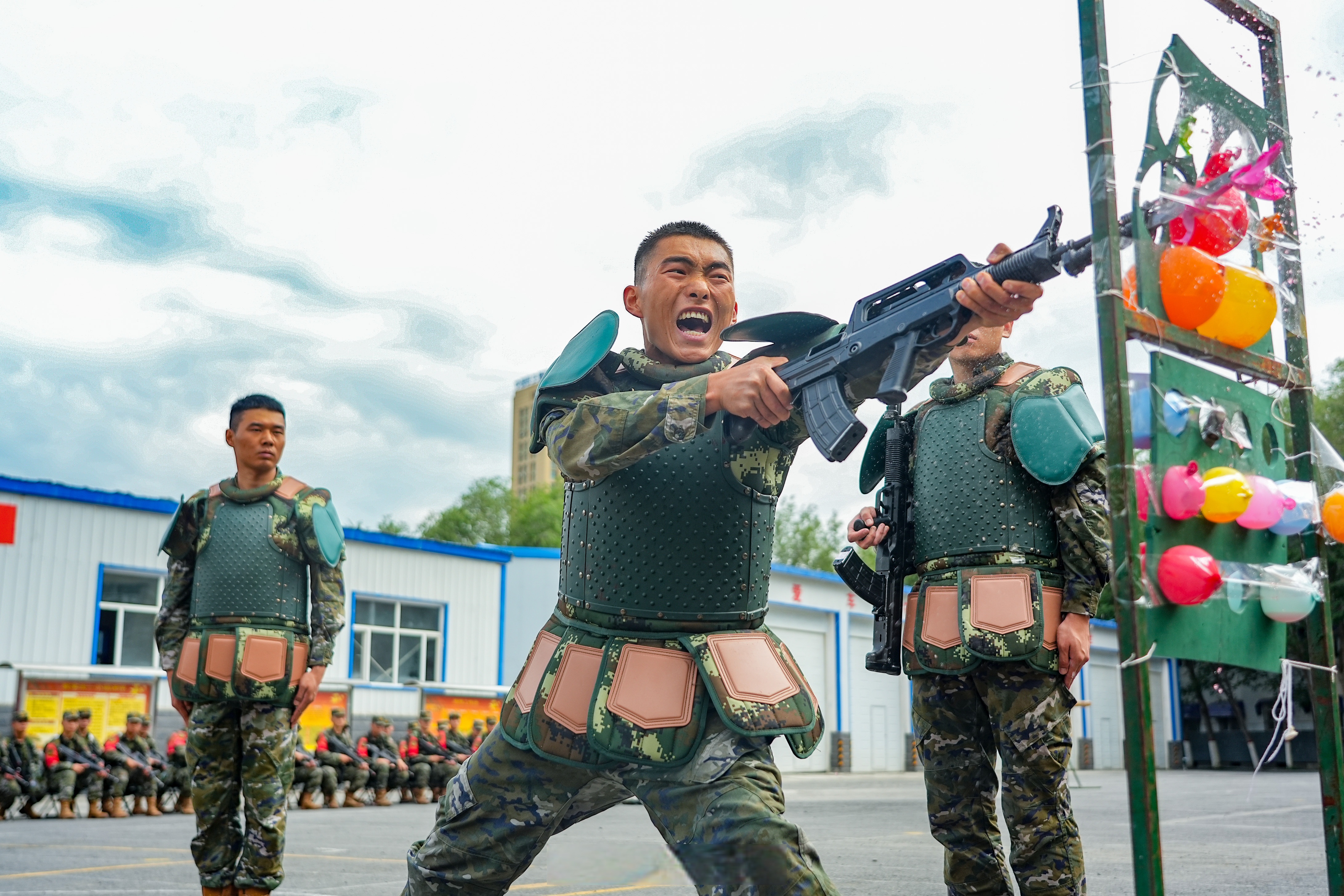 新疆克州武警部队图片