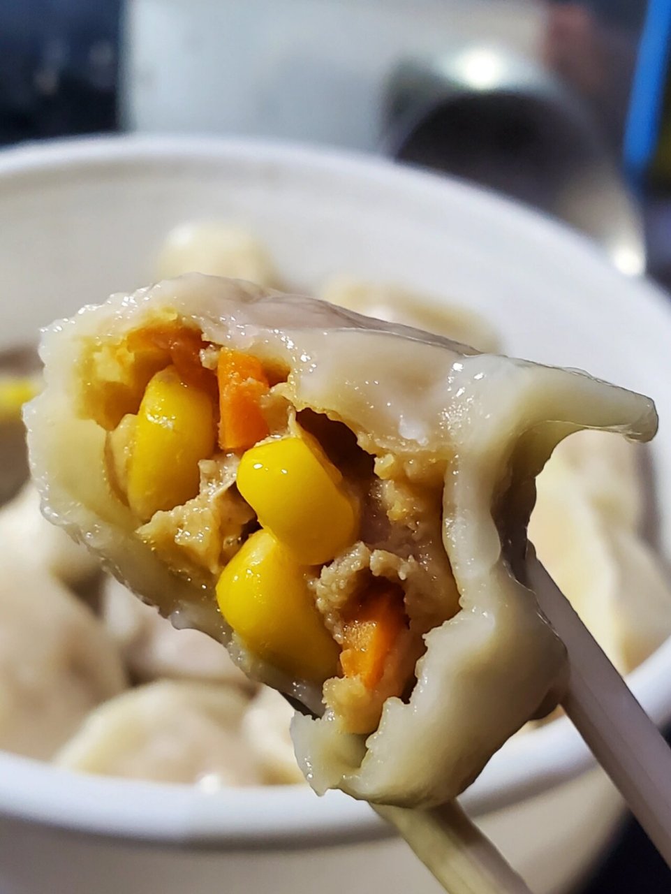 冬至的饺子——三全玉米蔬菜猪肉水饺 在东至做这天没有吃到饺子,为了