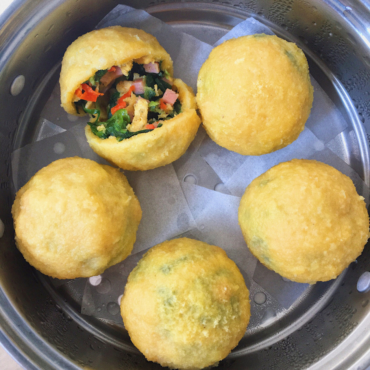 减肥必备粗粮玉米韭菜团子 低卡饱腹,好吃97不长肉 食材:玉米细粉