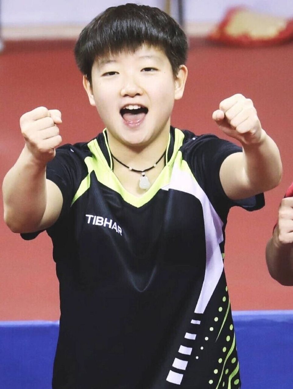 【壁纸】孙颖莎 壁纸 孙颖莎 国乒 可爱 女孩子要努力变得更优秀呀