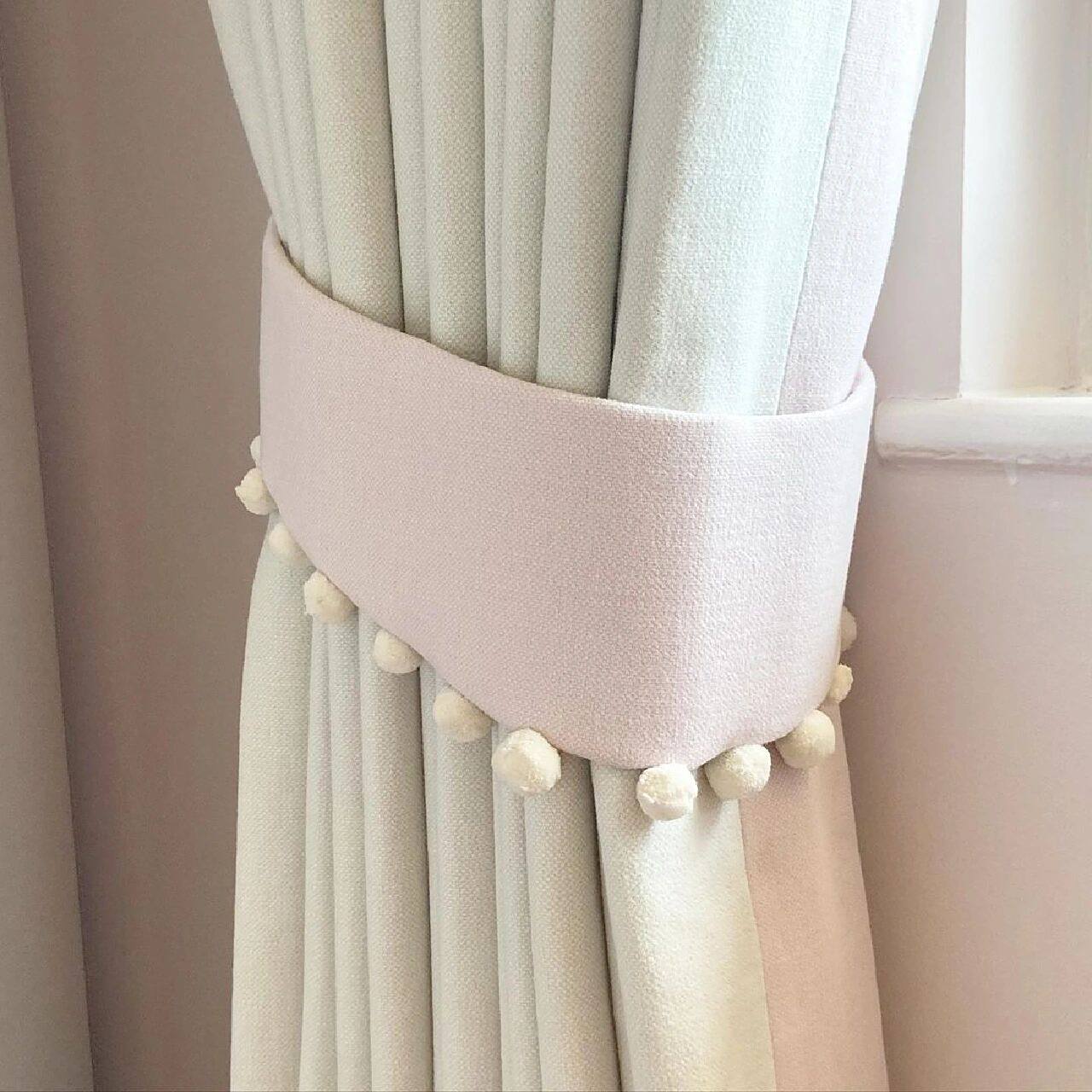 简单又美观的酒杯褶窗帘