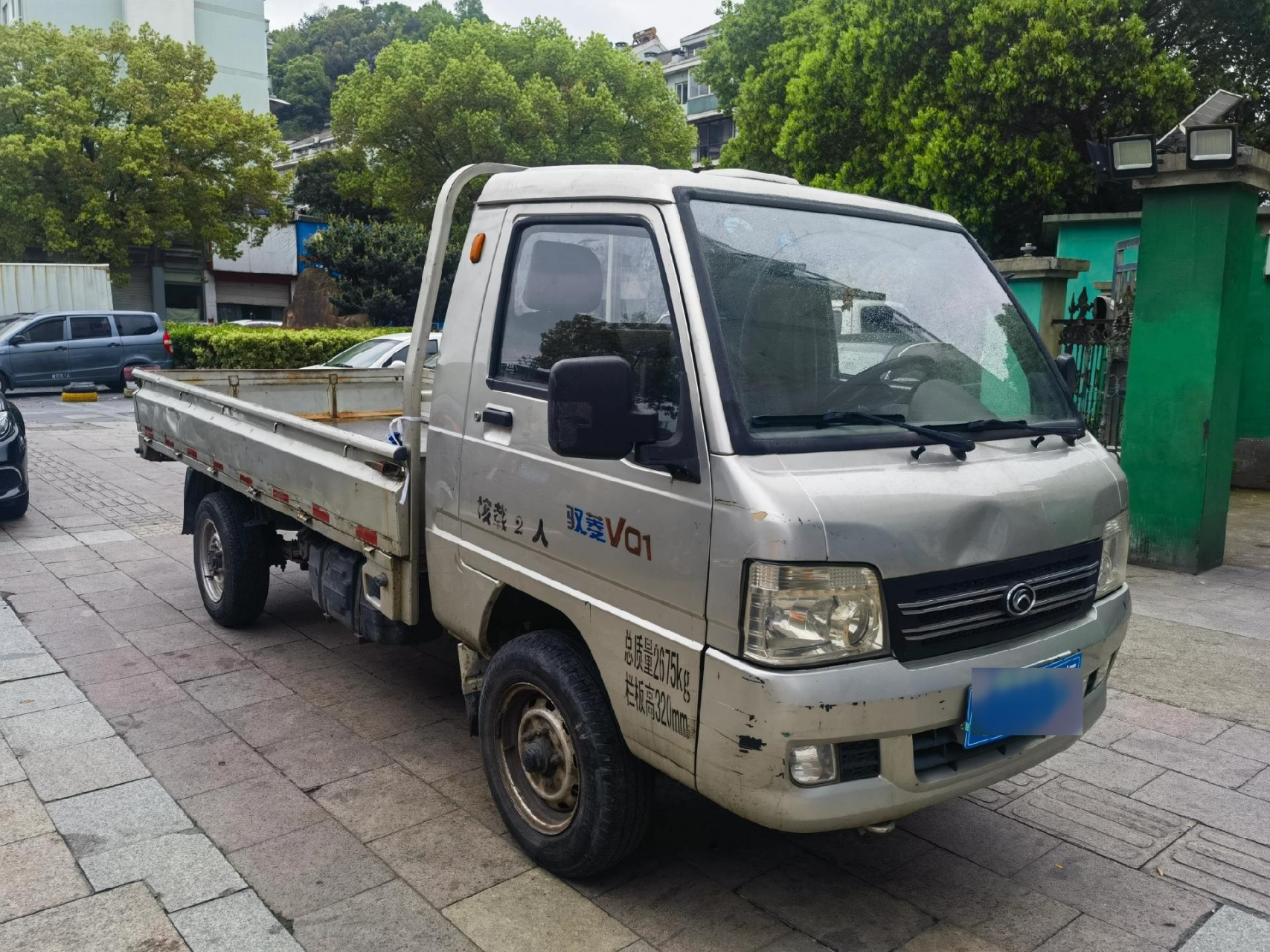 福田驭菱vq1,车况非常板正,不锈钢车斗,车斗长3.1米,全款仅1.x万