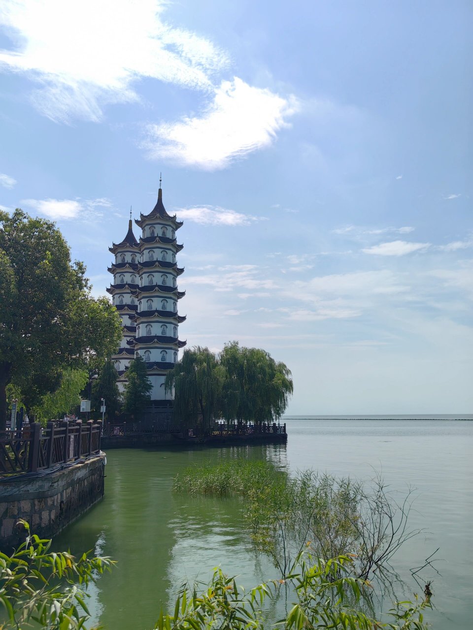 七都(开弦弓村和湿地公园) 七都镇,苏州市吴江区,东接横扇,平望镇,南