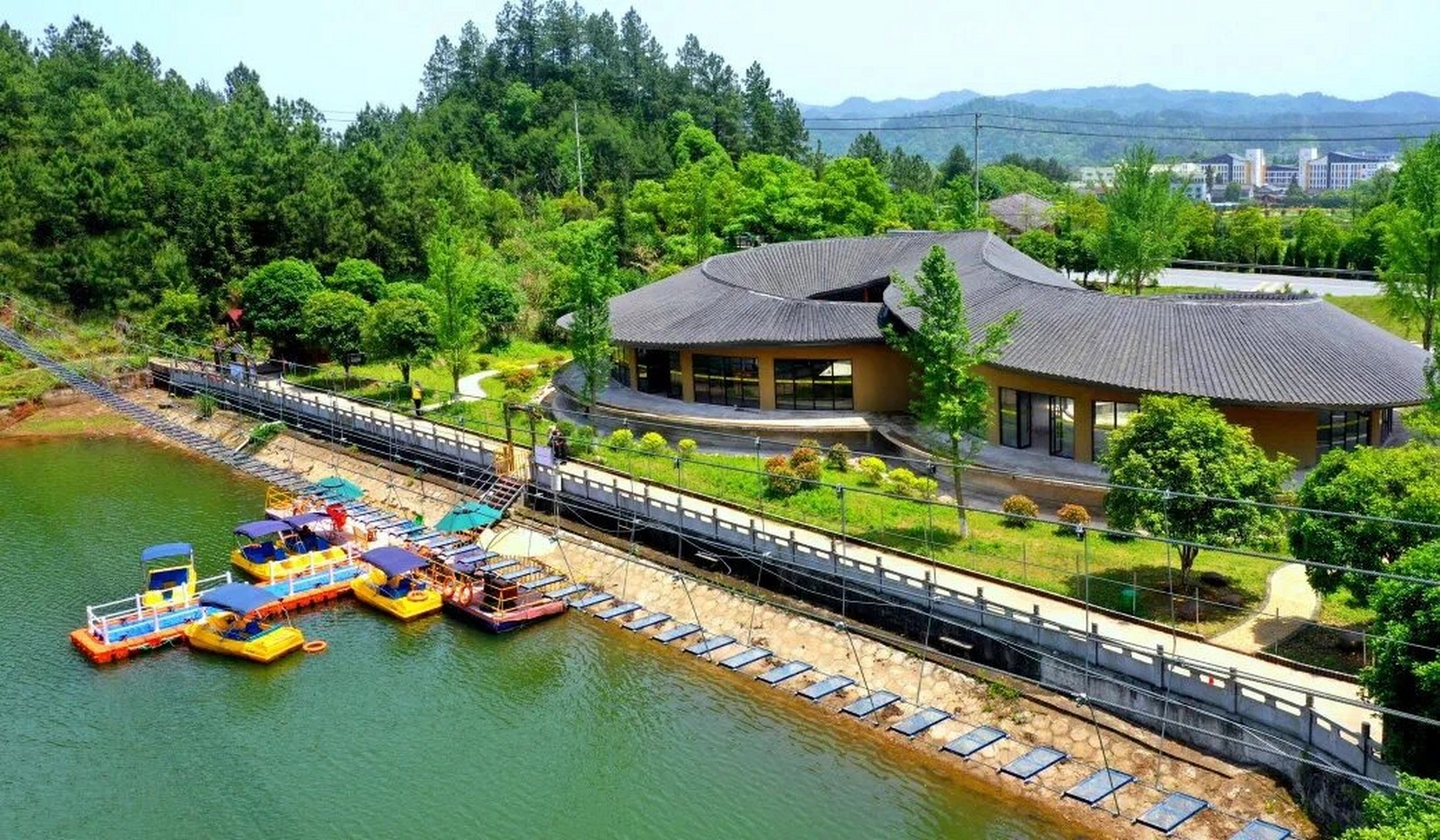 亲子童趣·田园美宿——田螺小镇 田螺小镇地处地处湖南浏阳官渡古镇