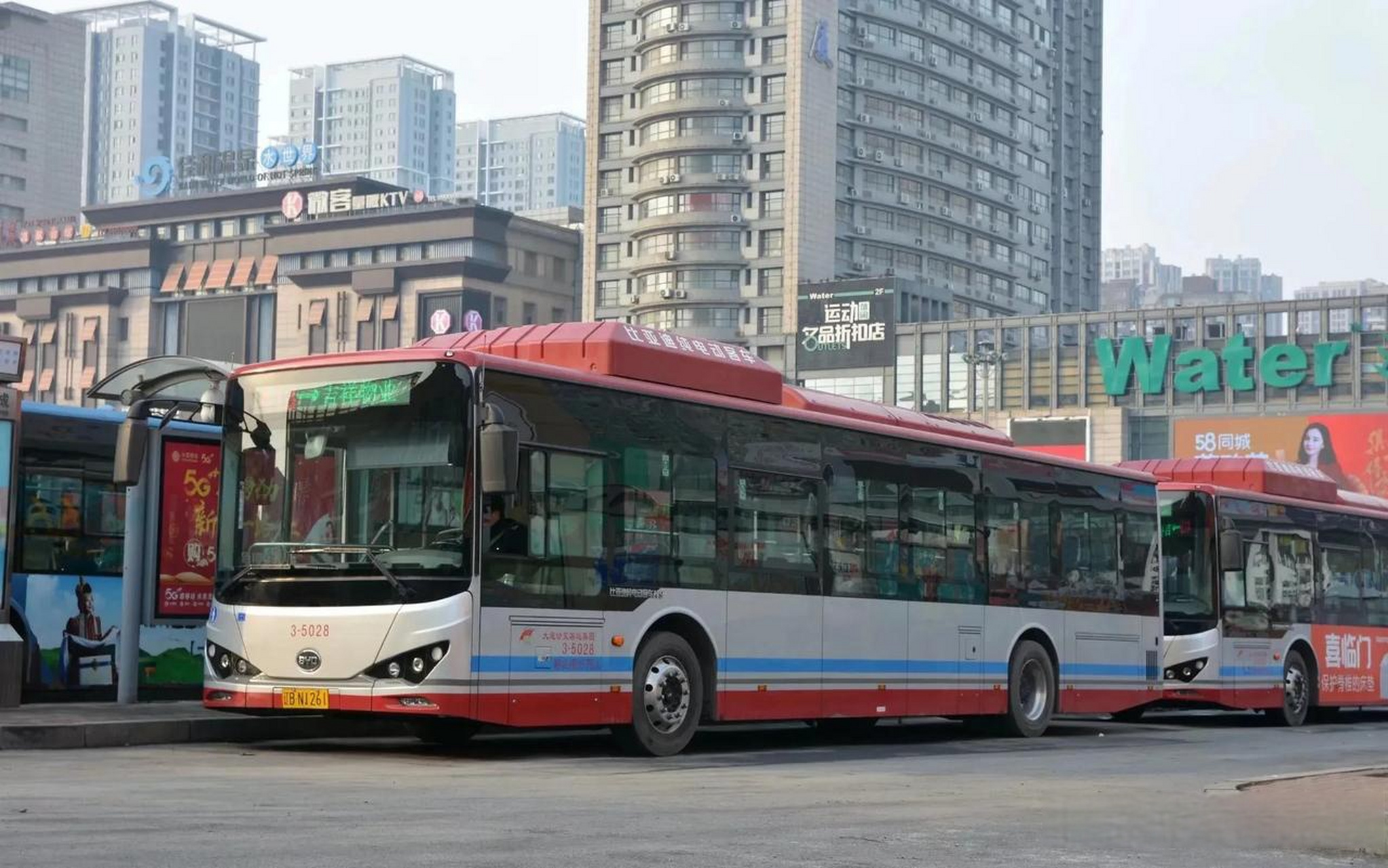 大连市内带数字的公交线路的规律: 1-51路(为大连公交客运集团旗下