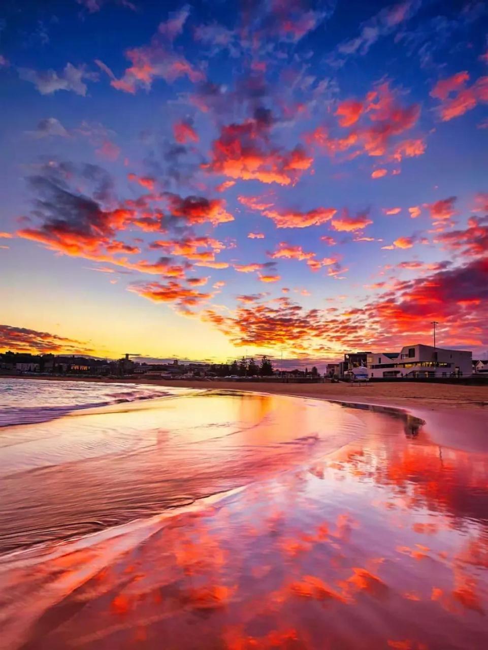 上联:红日照大地,如何对下联晚霞映千里