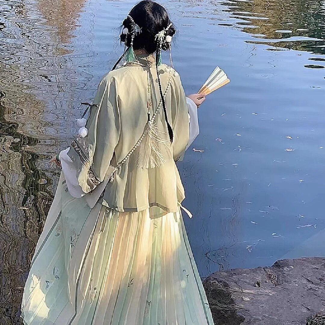 真人女生汉服头像