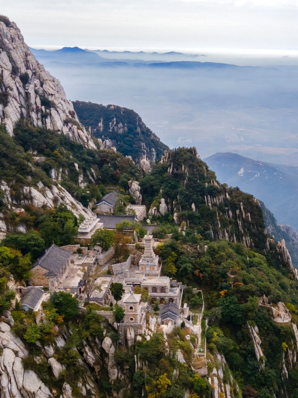 郑州的5a级风景区---嵩山少林风景区 7202嵩山少林风景区位于河南