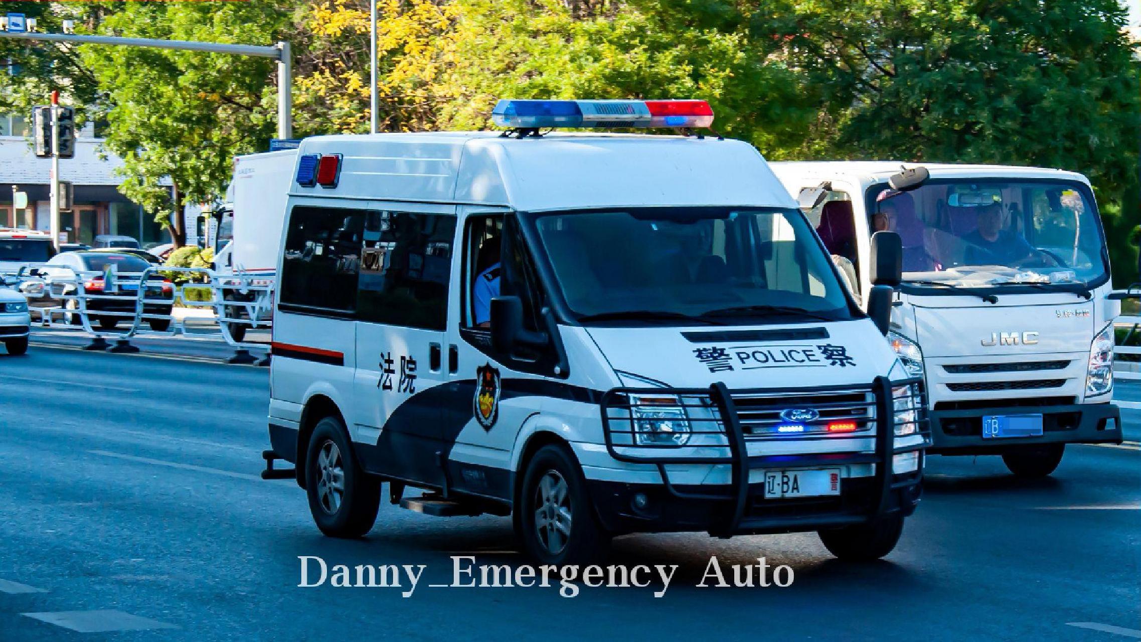 大连·福特全顺法院警车.