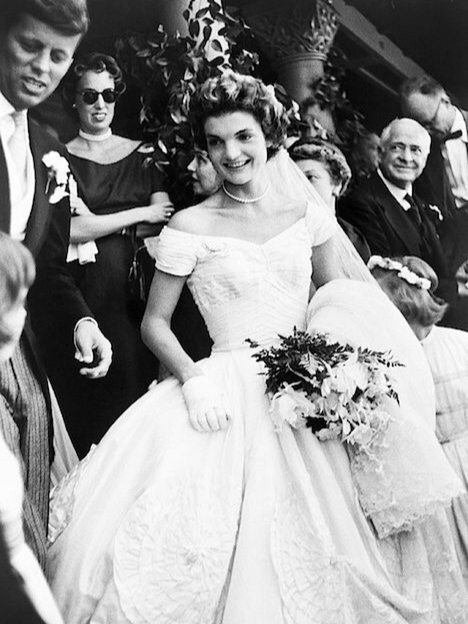 复古婚礼|杰奎琳·肯尼迪-美国最美第一夫人 由于上流社会的身份以及