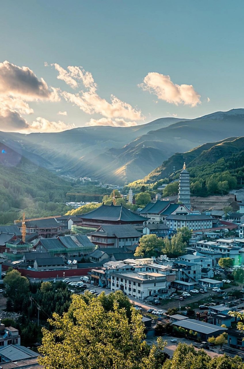 佛教四大名山之首 五台山游玩 景点:五台山风景名胜区90 99地址