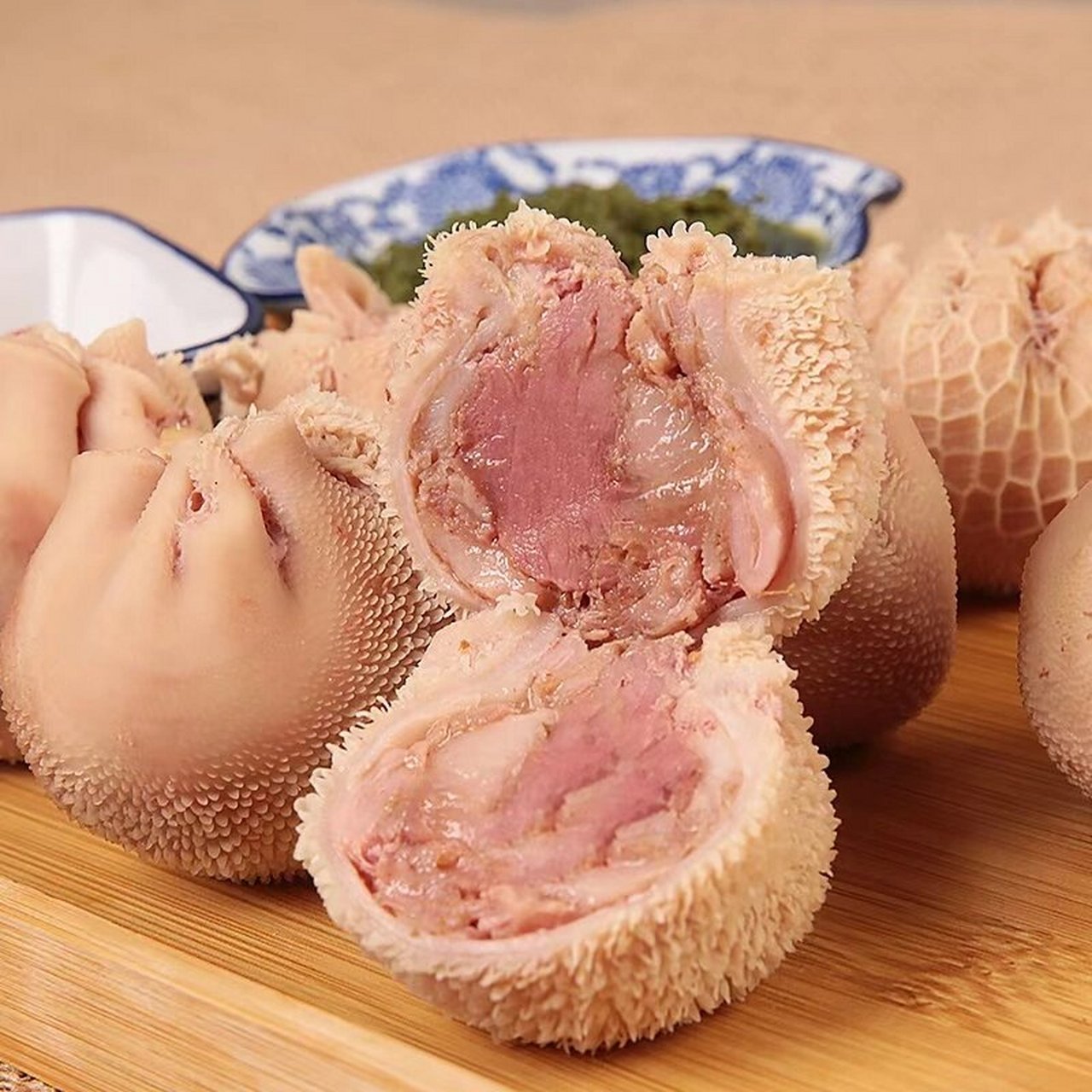 内蒙古网红美食肚包肉,不膻不腻,一袋两斤 内蒙古网红美食肚包肉,不膻