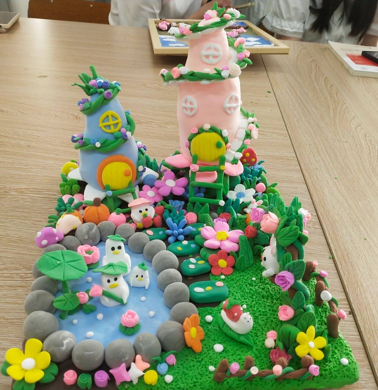 黏土手工—森林小屋