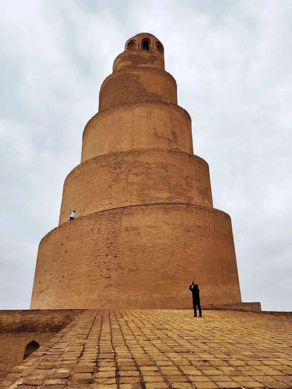 宣礼塔旅游 samarra的大寺落成于公元851年,相当于中国晚唐时期,文艺