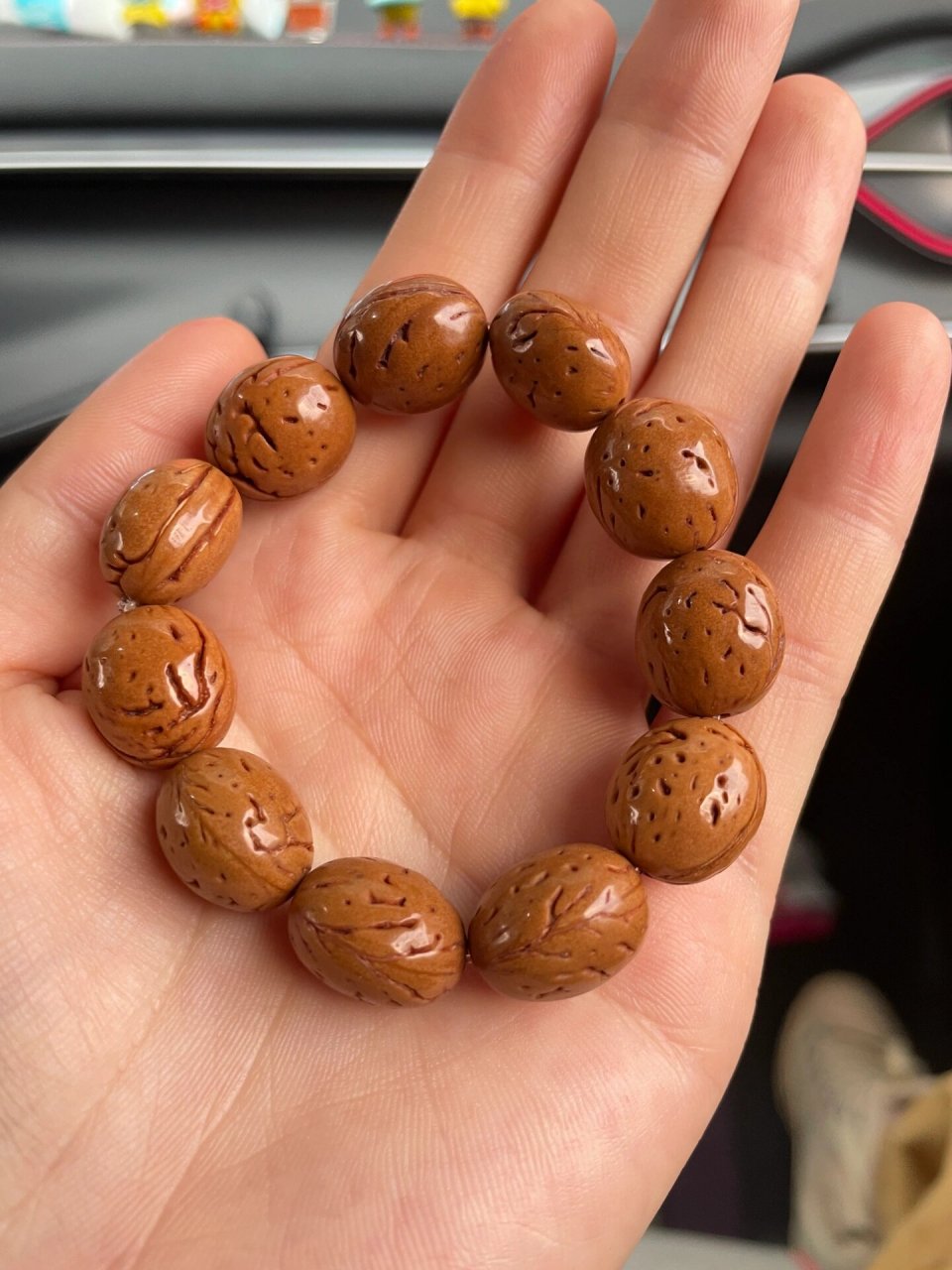 毛桃核手串 看我这用抛光的亮不亮