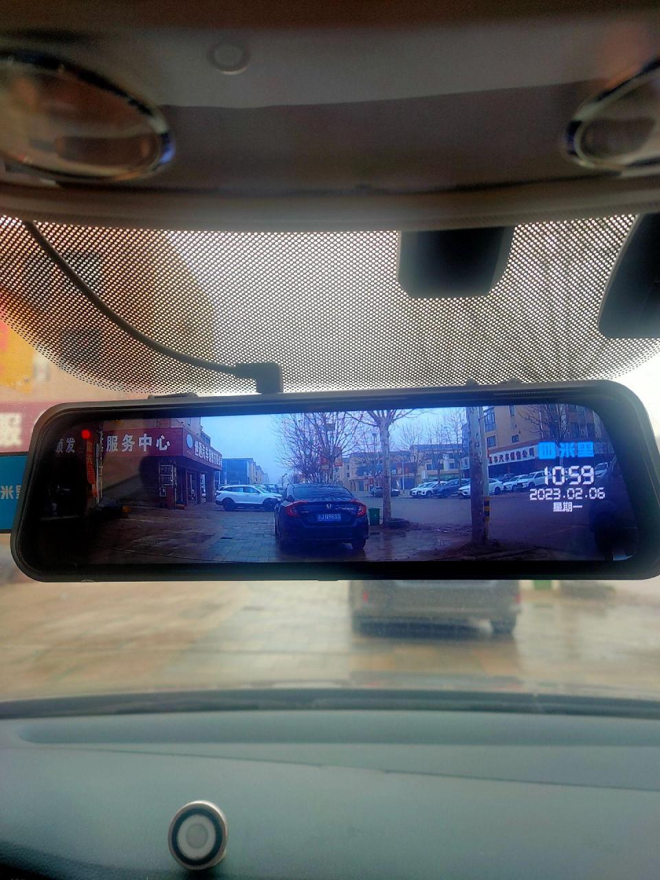 大众速腾安装全屏高清前后双录行车记录仪!