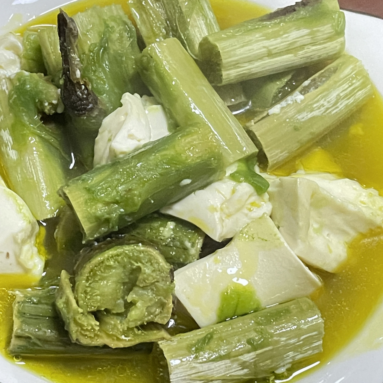 宁波三臭之一,闻着臭,吃着香97 宁波三臭是宁波传统名菜,指臭冬瓜