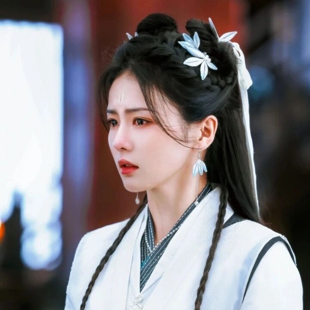 白鹿哭得我心碎92长月烬明头像分享07