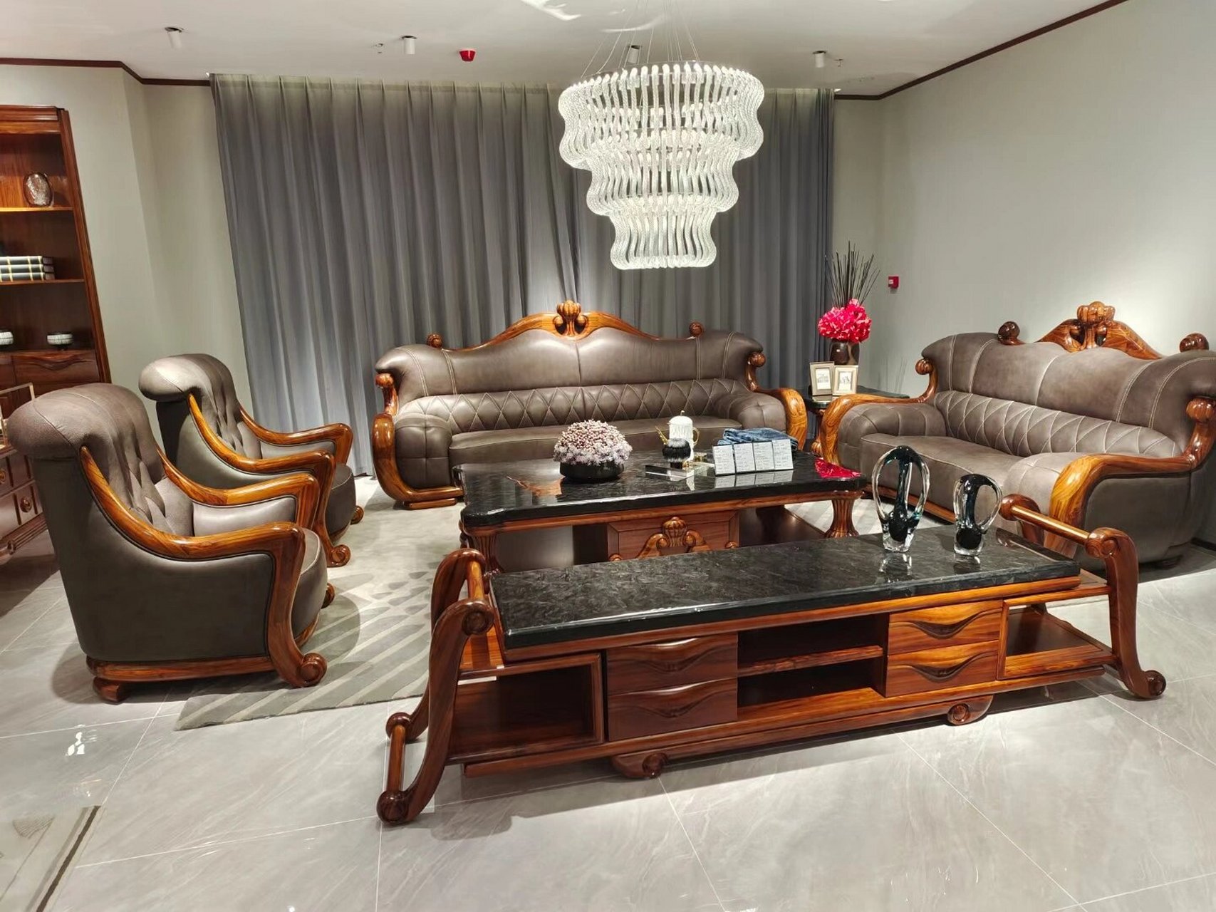 安东尼奥陆虎凯旋乌金木家具 深圳安东尼奥陆虎凯旋乌金木沙发餐桌