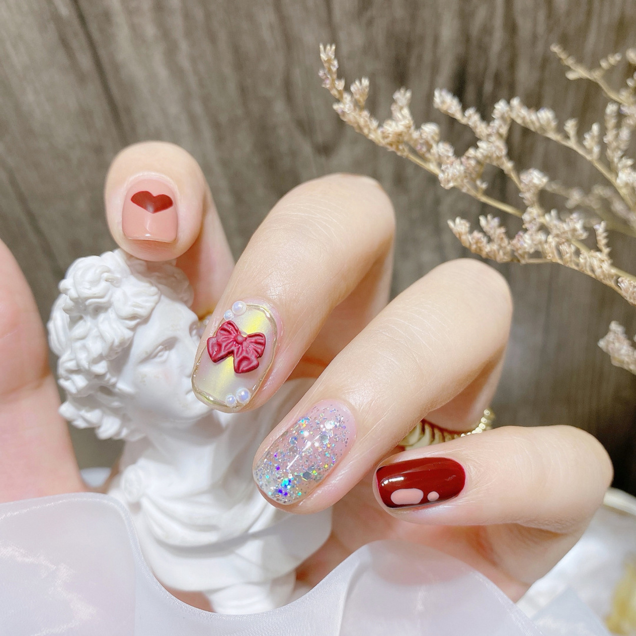 这个复古巴洛克在逃公主风美甲不错噢 甜美的小复古感觉～hin好看!