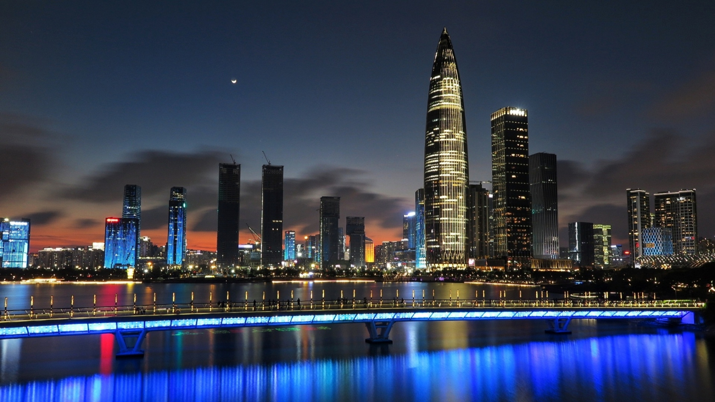 打卡深圳后海华润"春笋"(子弹头)大厦