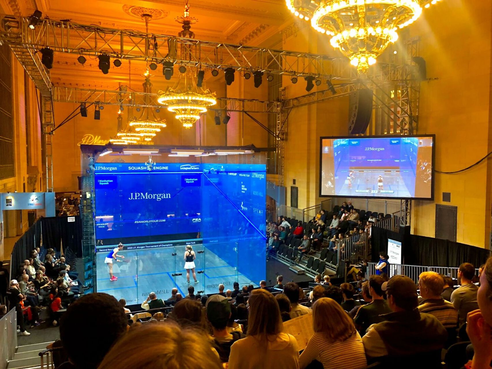 95想看看大家手机相册里的壁球场05917615 图片里是2020在