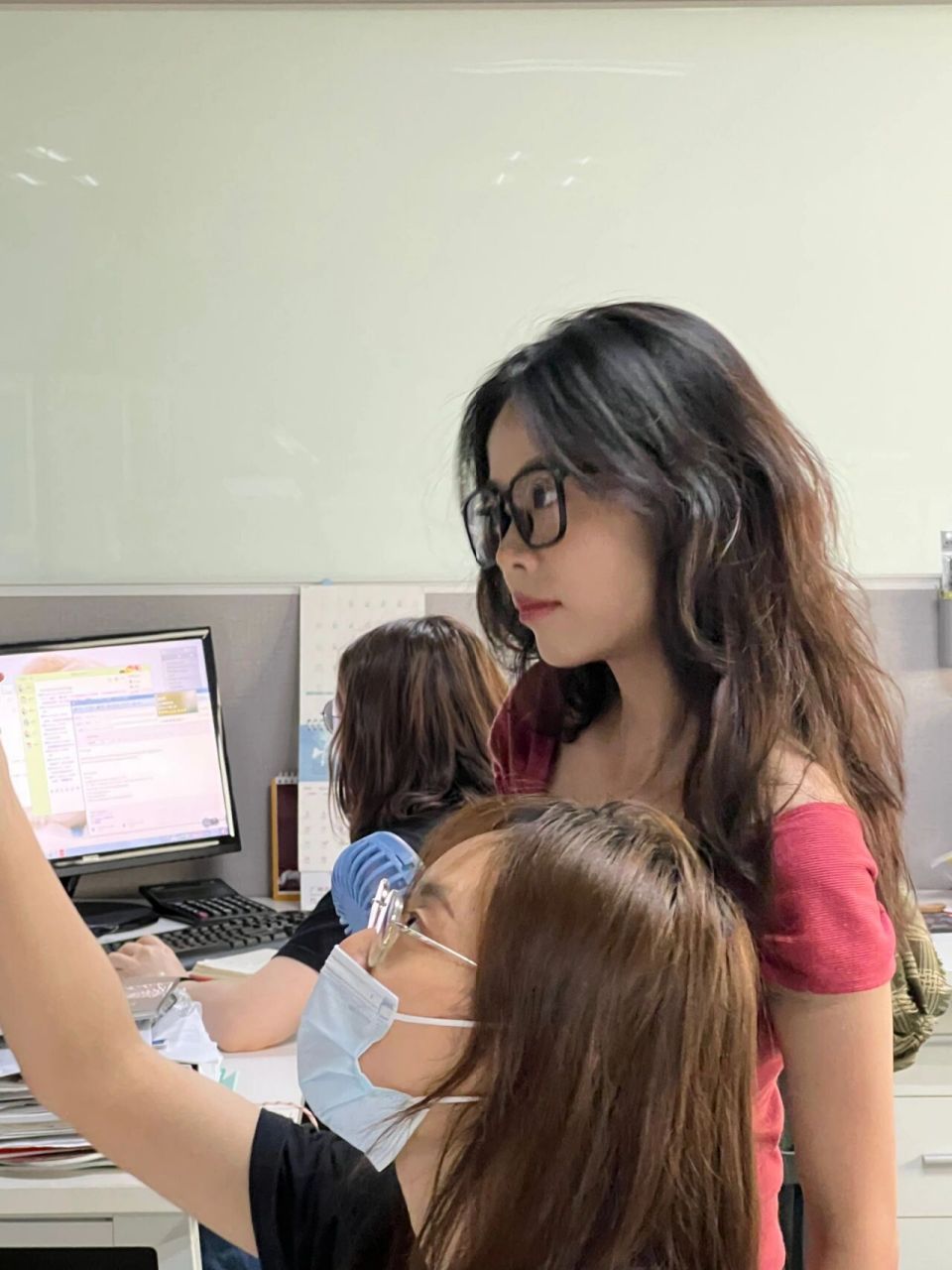 工业照明灯具部门,本人当时无外贸经验但有教育和外企工作经验