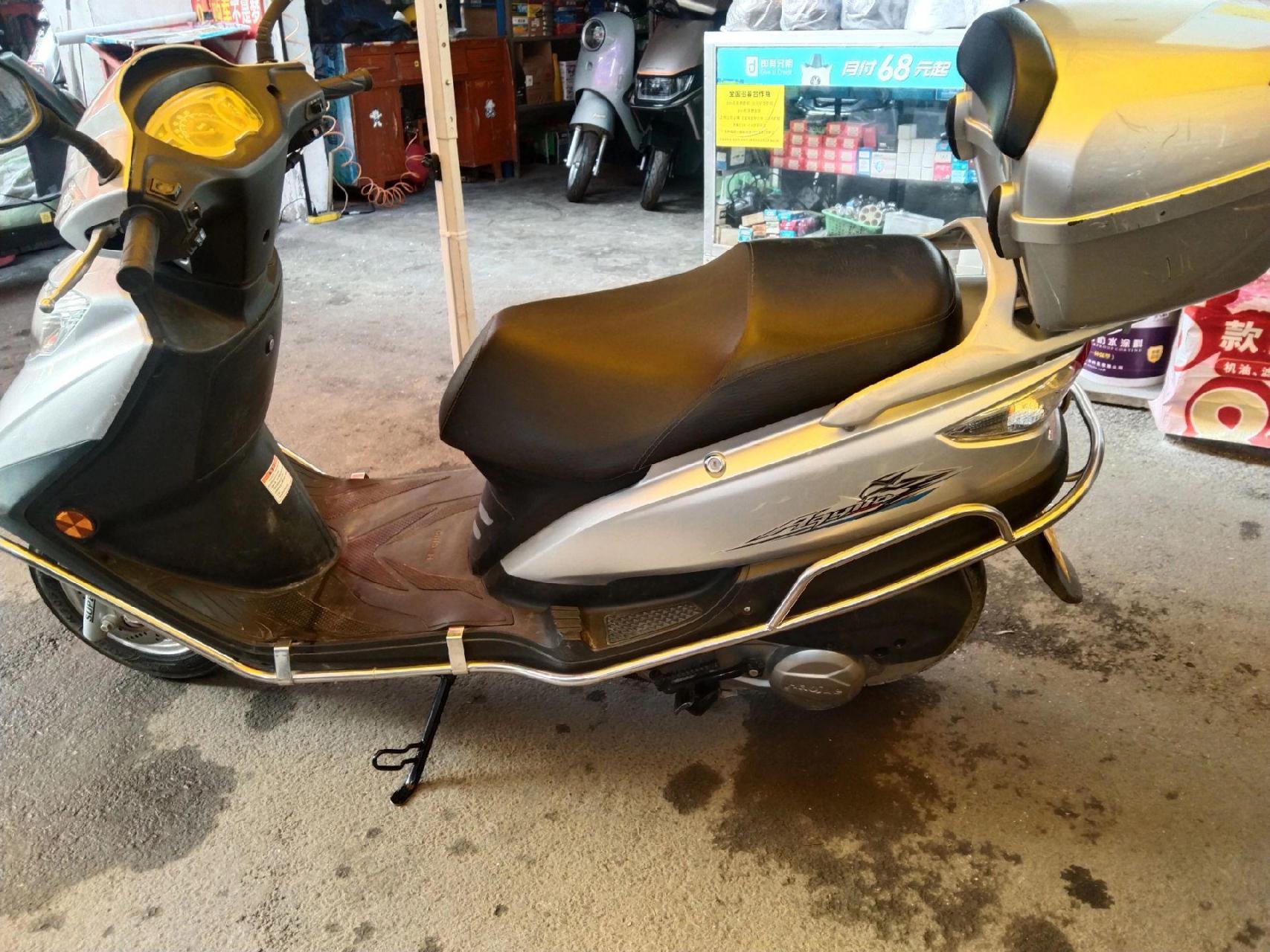 豪爵鹰钻,19年的车,1万多公里了