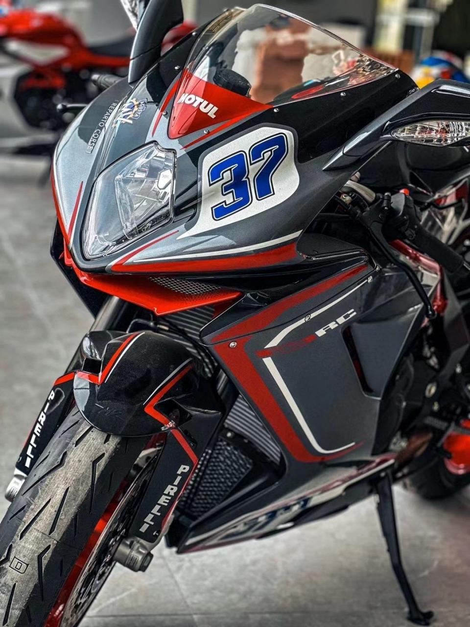 超期20年产奥古斯塔f3,限量版